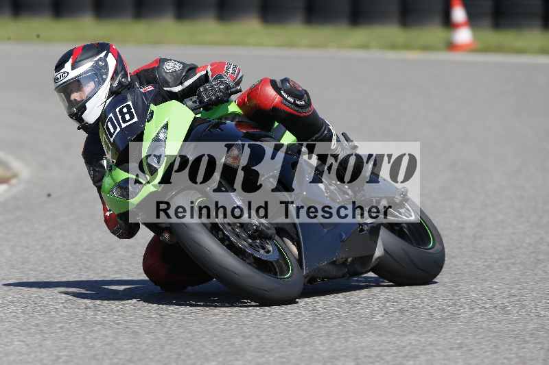 /43 08.08.2025 Discover the Bike ADR/Race 3 rot/408